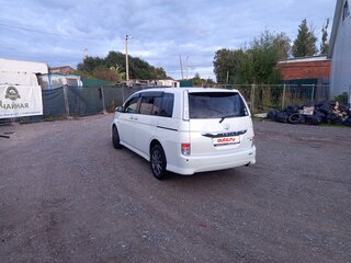 2014 Toyota ISis I Рестайлинг, белый, 1265000 рублей, вид 4