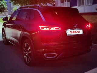 2020 Volkswagen Tayron X I, чёрный, 3333000 рублей, вид 1