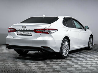2019 Toyota Camry VIII (XV70), белый, 2178000 рублей, вид 5