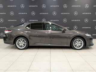 2020 Toyota Camry VIII (XV70), коричневый, 2665000 рублей, вид 4