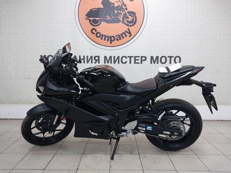 2020 Yamaha YZF-R3, чёрный, 599000 рублей, вид 2