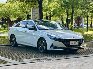 2022 Hyundai Elantra VII (CN7), белый, 1297000 рублей, вид 3