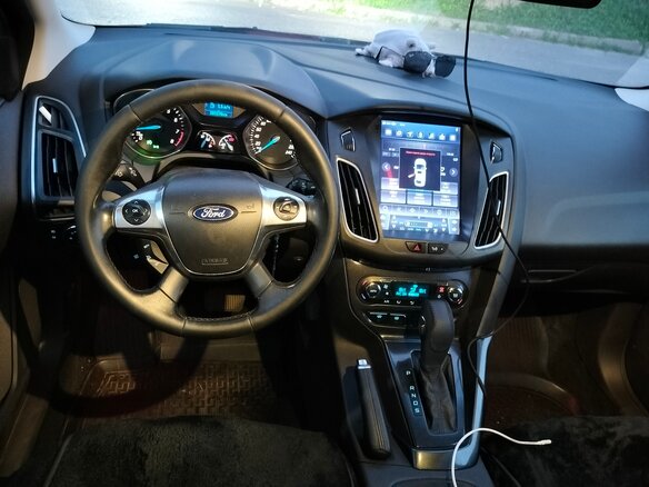 2013 Ford Focus III, красный, 780000 рублей - вид 12