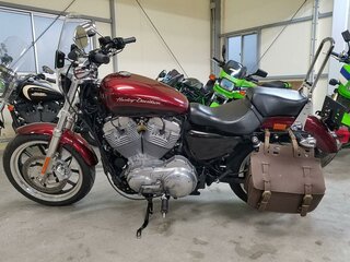 2013 Harley-Davidson Sportster 883, красный, 775000 рублей, вид 1