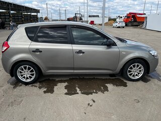 2010 Kia Ceed I Рестайлинг, серебристый, 480000 рублей, вид 3