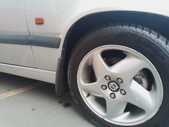 1994 Volvo 850, серебристый, 300000 рублей - вид 5