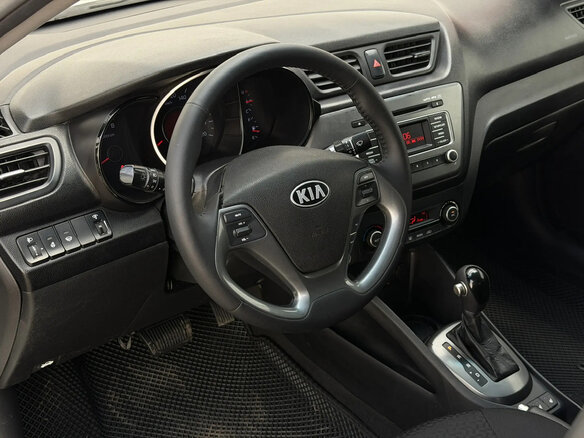 2017 Kia Rio III Рестайлинг, белый, 999000 рублей - вид 12