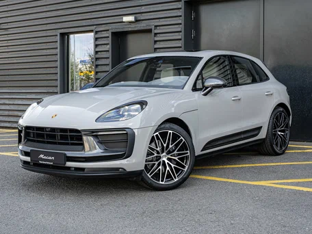 2026 Porsche Macan I Рестайлинг 2, серый, 13990000 рублей, вид 2