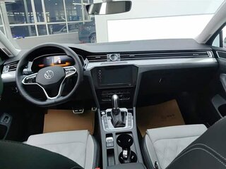 2023 Volkswagen Magotan B8 Рестайлинг, чёрный, 2390000 рублей, вид 5