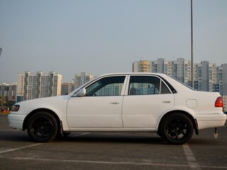 1995 Toyota Corolla VIII (E110), белый, 305000 рублей, вид 4
