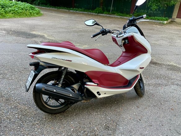 2010 Honda PCX 150, белый, 330000 рублей - вид 9