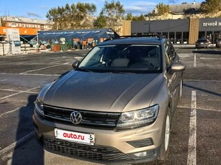 2020 Volkswagen Tiguan II, коричневый, 1780000 рублей, вид 2