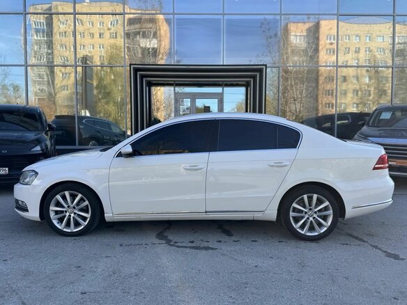 2012 Volkswagen Passat B7, белый, 999000 рублей - вид 6
