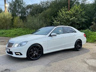 2010 Mercedes-Benz E-Класс 200 5G-Tronic IV (W212, S212, C207), белый, 1600000 рублей, вид 1