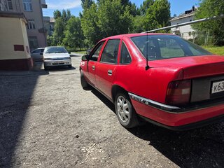 1990 Opel Vectra A, красный, 150000 рублей, вид 4