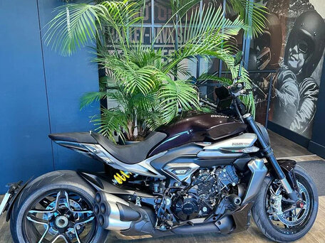 2025 Ducati XDiavel V4, фиолетовый, 3350000 рублей, вид 1
