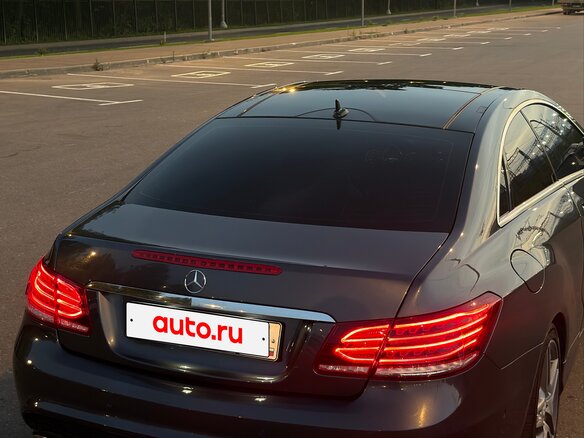 2014 Mercedes-Benz E-Класс 250 IV (W212, S212, C207) Рестайлинг, серый, 1690000 рублей - вид 4