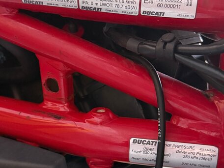 2017 Ducati Monster 797, красный, 540000 рублей, вид 2