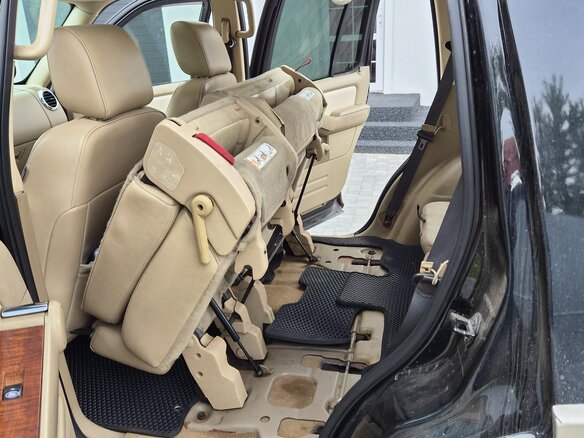 2008 Ford Explorer IV, чёрный, 995000 рублей - вид 32