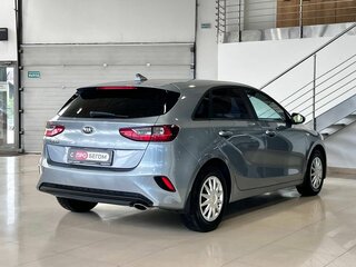 2019 Kia Ceed III, серебристый, 1519900 рублей, вид 5
