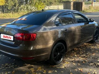 2012 Volkswagen Jetta VI, коричневый, 830000 рублей, вид 3