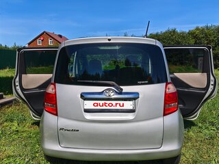 2005 Toyota Ractis I, серебристый, 630000 рублей, вид 3