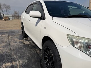 2010 Toyota Corolla Axio X (E140, E150) Рестайлинг, белый, 680000 рублей, вид 5