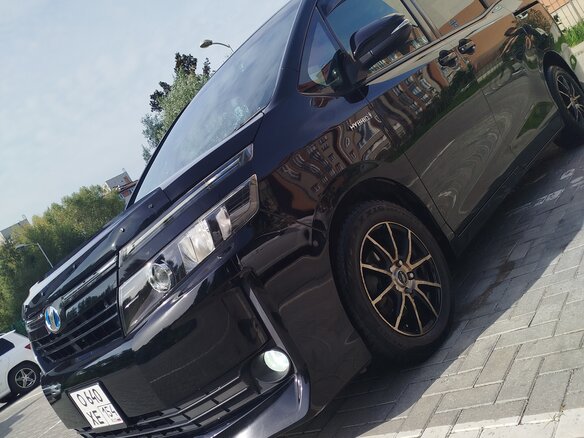 2015 Toyota Voxy III (R80), чёрный, 2200000 рублей - вид 23