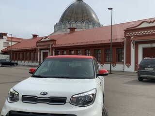 2017 Kia Soul II Рестайлинг, белый, 1390000 рублей, вид 2