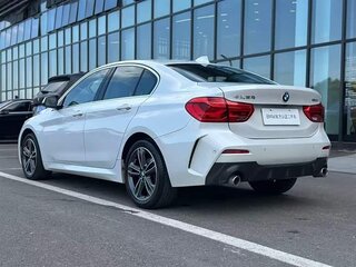 2022 BMW 1 серии 120i III (F52) Рестайлинг, белый, 1350400 рублей, вид 4