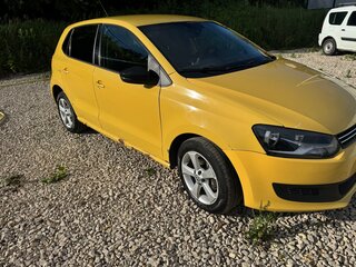 2011 Volkswagen Polo V, жёлтый, 510000 рублей, вид 5