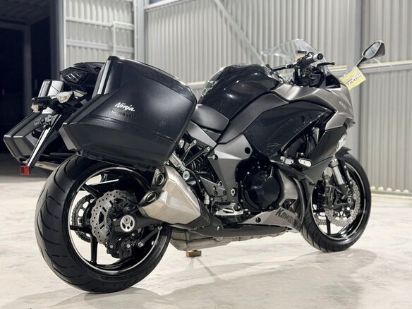 2017 Kawasaki Ninja 1000, серый, 1050000 рублей - вид 7