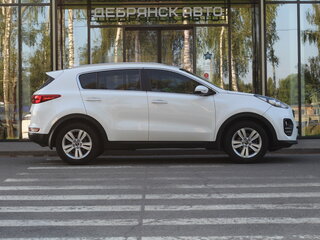 2018 Kia Sportage IV, белый, 1890000 рублей, вид 4