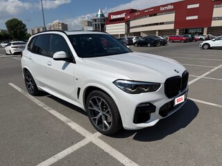 2018 BMW X5 30d IV (G05/G18), белый, 5900000 рублей, вид 2