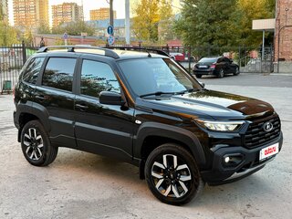 2026 Lada (ВАЗ) Niva Travel I Рестайлинг, чёрный, 1619000 рублей, вид 1
