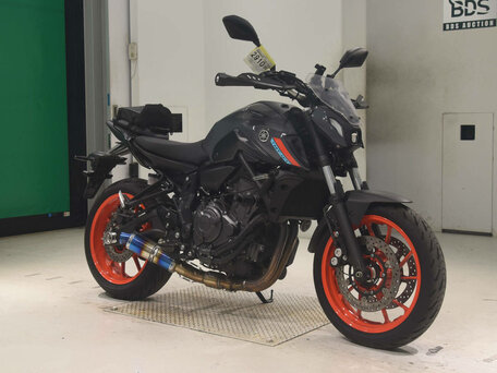 2021 Yamaha MT-07 (FZ-07), серый, 820000 рублей, вид 3