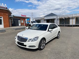2010 Mercedes-Benz E-Класс 200 5G-Tronic IV (W212, S212, C207), белый, 1550000 рублей, вид 1