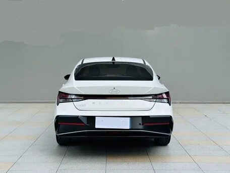 2023 Hyundai Elantra VII (CN7) Рестайлинг, белый, 1460008 рублей, вид 5