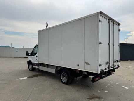 2018 Ford Transit, белый, 2600000 рублей, вид 3