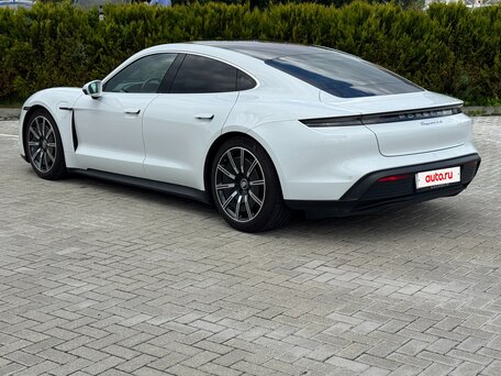 2021 Porsche Taycan 4S I, белый, 9990000 рублей, вид 3