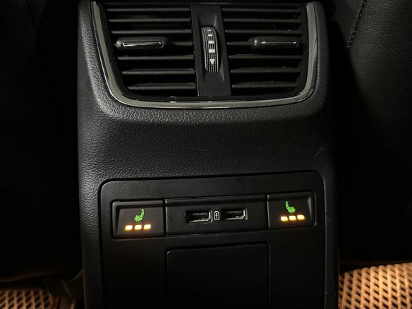 2019 Skoda Octavia III (A7) Рестайлинг, коричневый, 1720000 рублей - вид 21