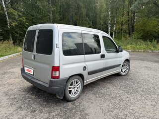 2010 Peugeot Partner II, серый, 400000 рублей, вид 4