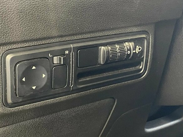 2023 Livan X3 Pro, белый - вид 15