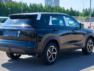 2025 Jaecoo J7 I, чёрный, 2400000 рублей, вид 4