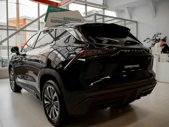 2026 Jetour Dashing I, зелёный, 2709900 рублей - вид 4