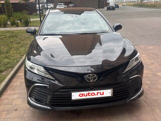 2021 Toyota Camry VIII (XV70), чёрный, 2570000 рублей, вид 2