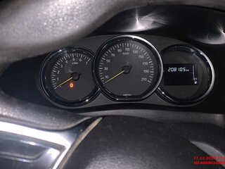 2021 Renault Logan II Рестайлинг, белый, 640300 рублей, вид 5