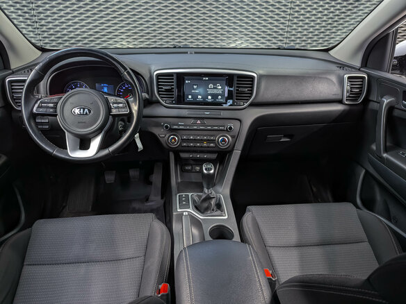 2019 Kia Sportage IV Рестайлинг, белый, 1830000 рублей - вид 11