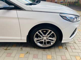 2018 Hyundai Sonata VII (LF) Рестайлинг, белый, 1930000 рублей, вид 2