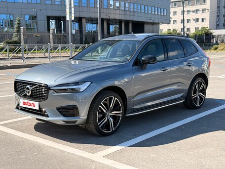 2020 Volvo XC60 Recharge II, серый, 4580000 рублей, вид 3